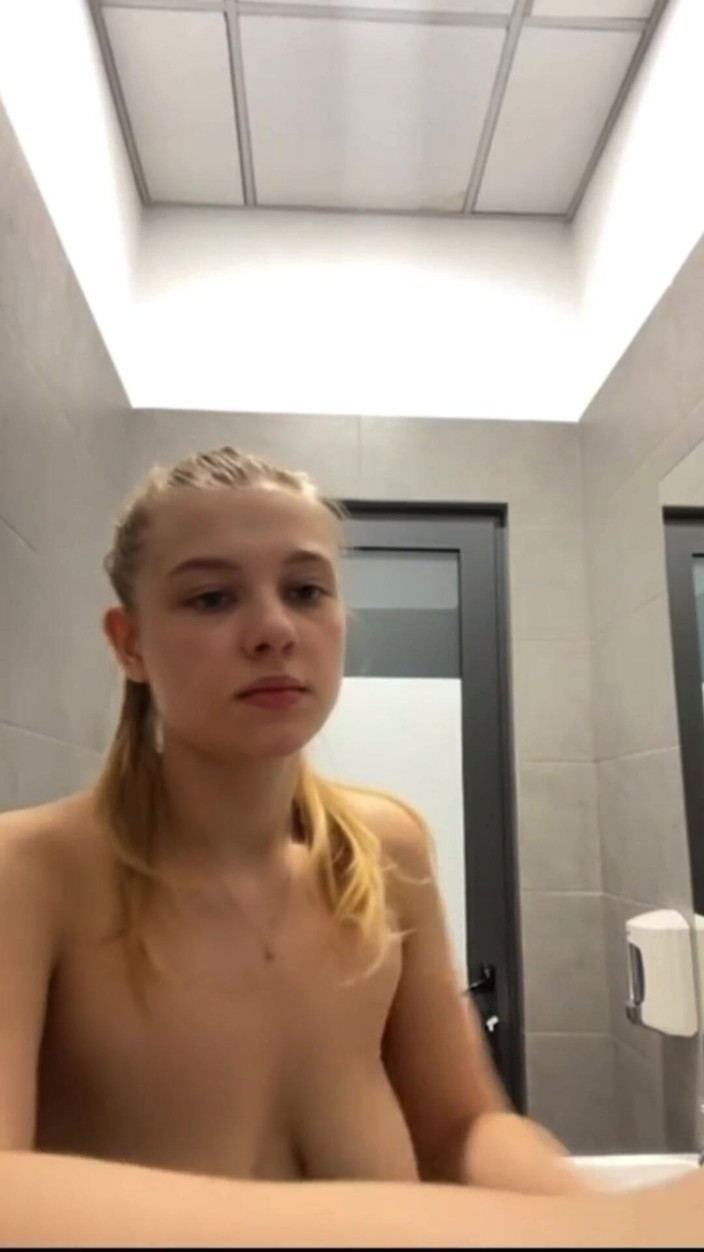 JuiceLussie: Anal Fucking