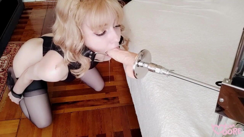 Lina Moore: Sex Machine Fucked a Tied Blondy Girl