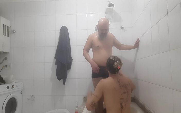 Victor SweetCoupleStories: Rekaman seks asli pasangan amatir di kamar mandi