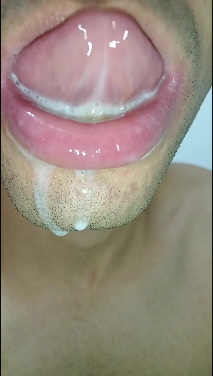 Rey rey: I Want Your Milk in My Mouth, Tongue, Long Tongue...