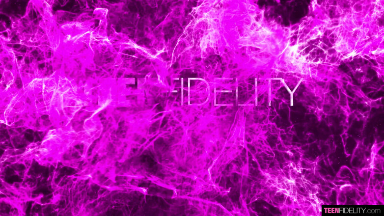 Teenfidelity: Herzzerbrecherin lola valentine wird vollgespritzt