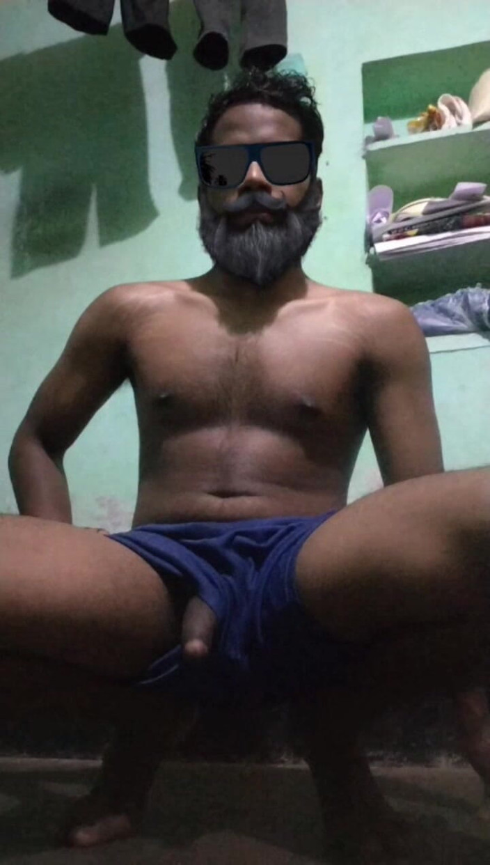 Desi Tits: Desi Man ครั้งแรก