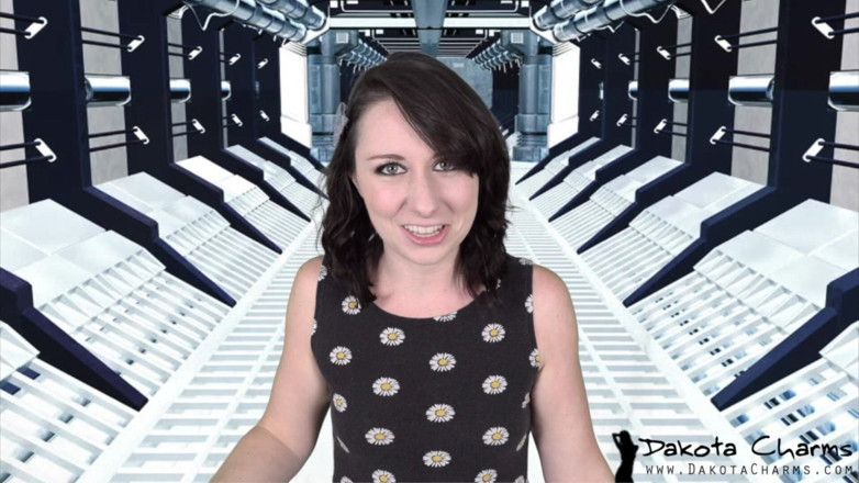 Dakota Charms: Großer alien mit einem kleinen penis