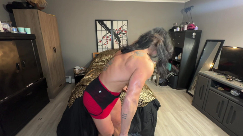 Kandylegsxxx: Pec Bounce, flex i bicie brudnego orzecha