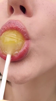 Air liur menetes ke seluruh tubuh