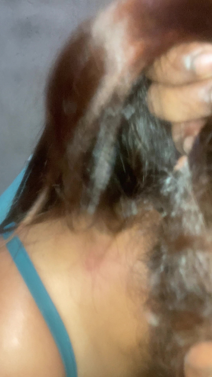 Tiyana: 딥 재갈과 정액 얕은