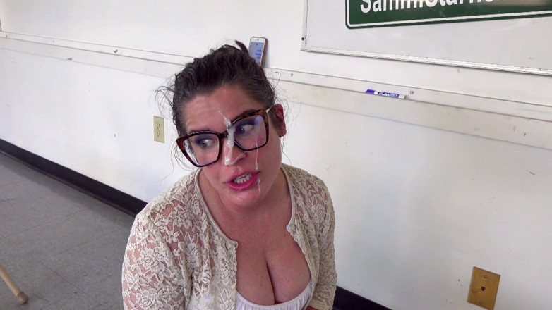 Sammi Starfish: Blowjobs 101 class