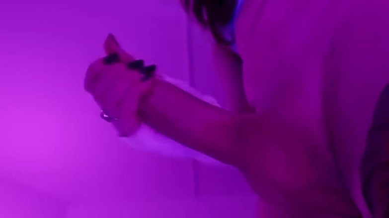 Fer fer sissy: シャワーを浴びて、撫でてイキまくる弱虫ニューハーフフェムボーイ!