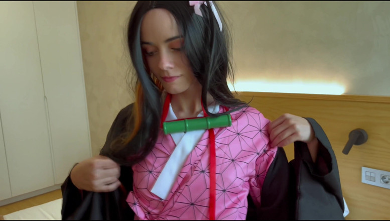 Sarahroomie: Nezuko Kamado Semen Démon z Kimetsu No Yaiba je ošukaná...