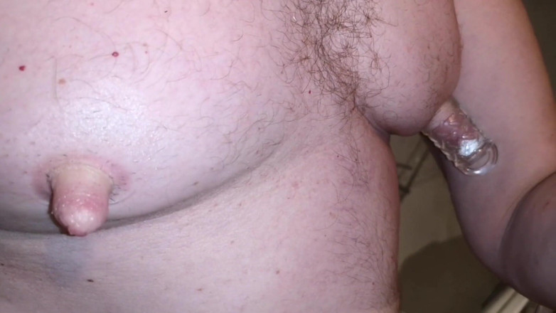 Monster_Meat_: 大きな乳首が私の乳首を汲み上げる