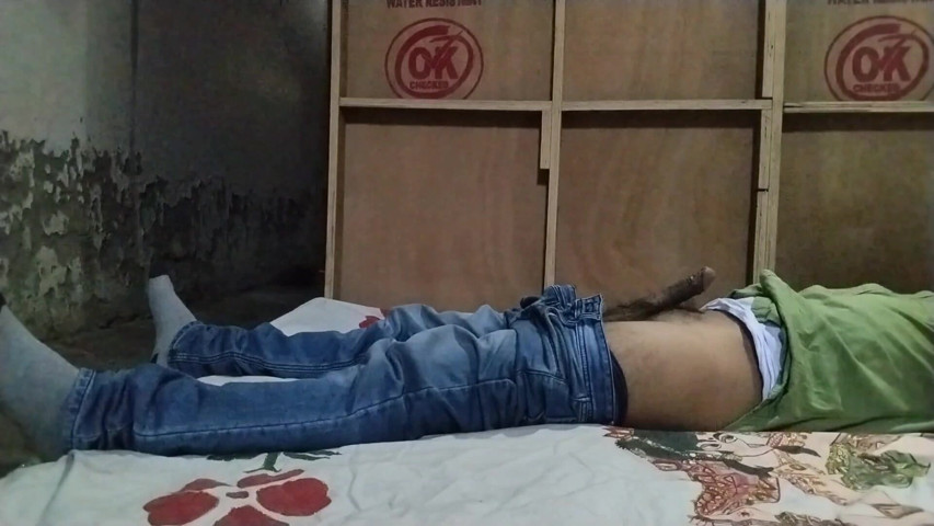 The Patient Scolded the Nurse Fiercely (Sexysaloni)