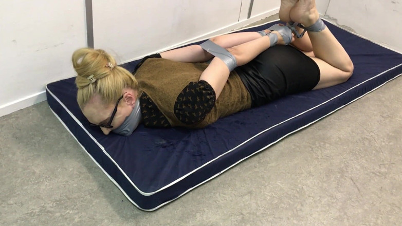 Restricting Ropes: Ariel Anderssen, avocat deținut