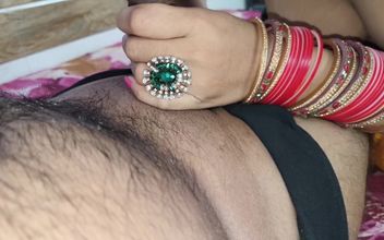 Tanya Bhabhi’s First Romantic Sex Video in Clear Hindi Voice