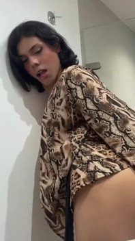 Venezuelan Model Plays with Huge Cock Make Sure You're All Alone to See the End