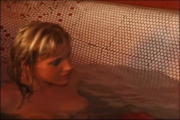 Absolute BDSM films - The original: Babes in the hot tub