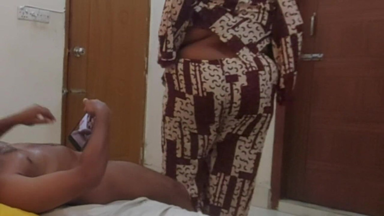 Your Boy's Cum: Szwagierka pieprzy mnie, gdy moja żona nie w domu - indian Jija...