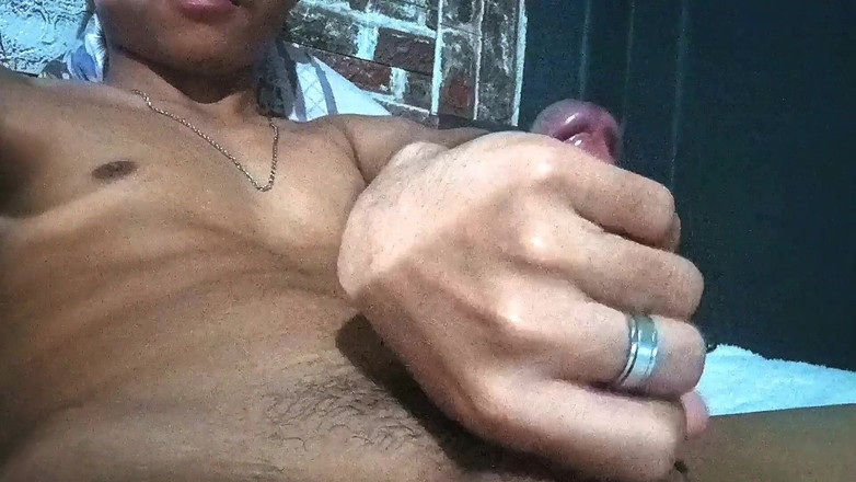 Rouge_eastson: Händerna och knulla!