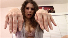 Pretty Kitty Kat: Get on your knees & WORSHIP me!