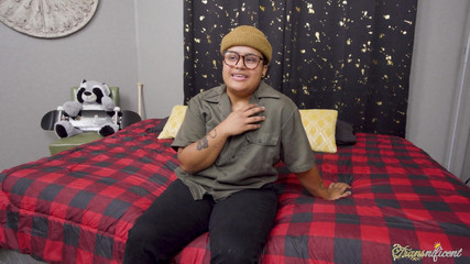 Transnificent: Voici Nic Sik !