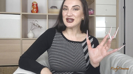 KinkyDomina: Okouzlující šťavnaté hnědé rty vám udělají radost