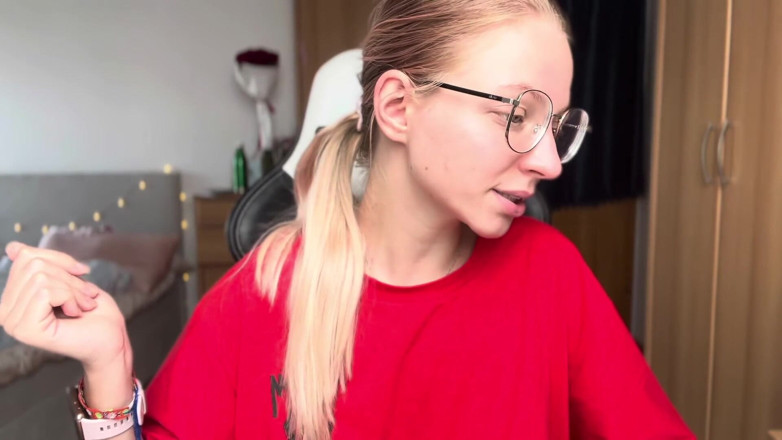 Goddess_Bella_Rae: De ce fiecare (real) bărbat ar trebui să aibă 4 soții!