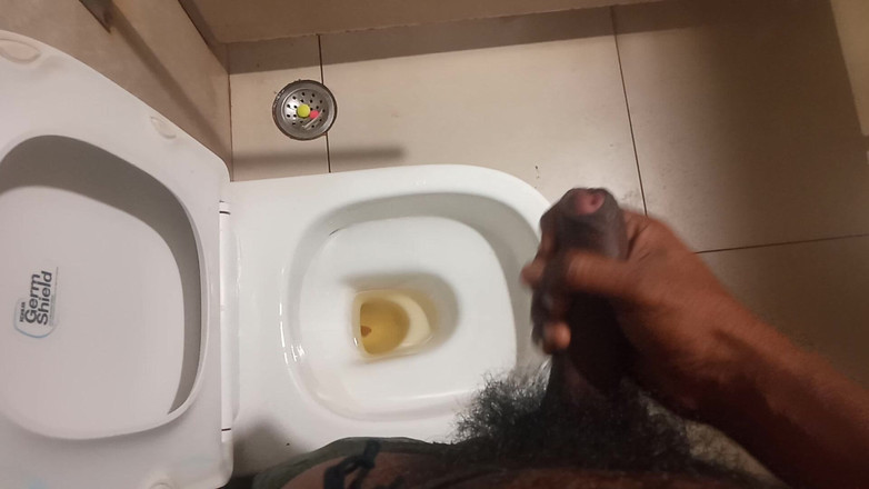 KUMBHA MANOJ KUMAR: Dottore più grande giocattolo gode su paesi ama movimento