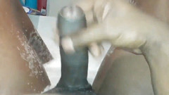 Big black cock BBCee: Nata4sex - 在浴缸里抚摸我的大鸡巴