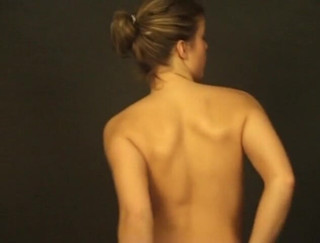 Flash Model Amateurs: Bestrumpftes teen in erotischer strip-szene