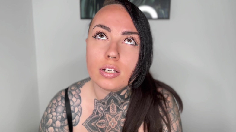 Miss Valentina: Sigarayı