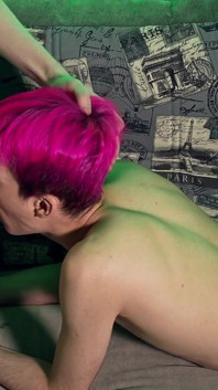 Ragazze giovane in webcam succhia cazzi nello spettacolo dal vivo