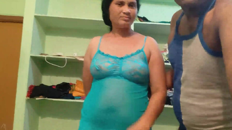 Sexy sindu: सिंदु भाभी लंड चुसाई Fantsy