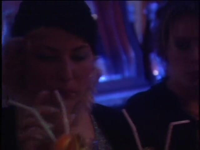 Lucky Cooch: Vintage babes having fun at the bar