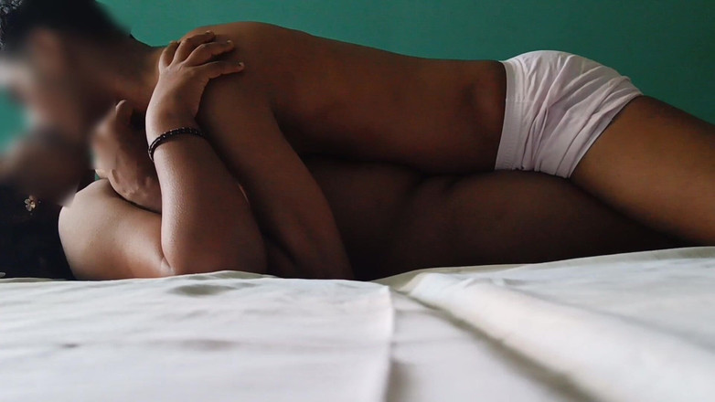 Kaira sweetie: Foreplay terbaik dengan bestie dan buah dada dan pantat saya...