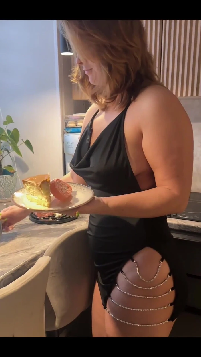 Fox Flame: 719528621500280834.mp4
