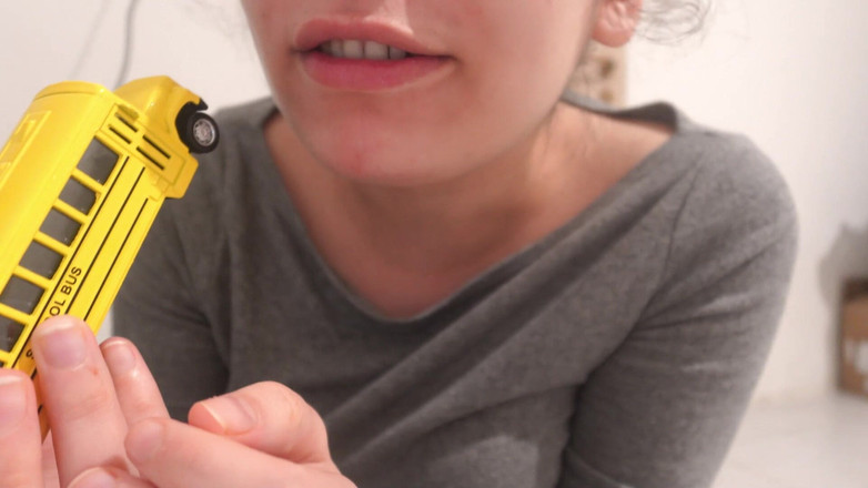 AmayaMori: Mama vitregă uriașă vrea să mănânce școala mică