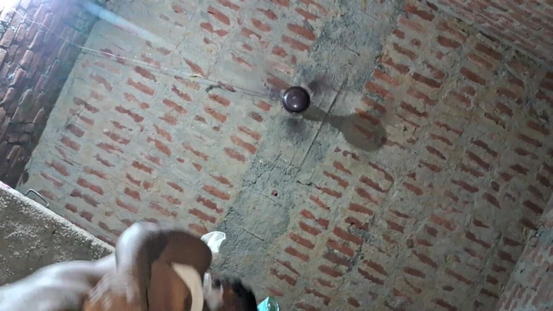 Rakesh: Indian Desi Hauswaif Rani Bhabhi Ki Chudayi Husband Ne Room...