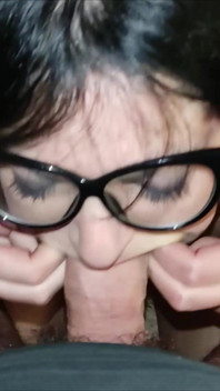 Zralá Děvka Milující Ptáka Se Dáví Tlustým Ptákem