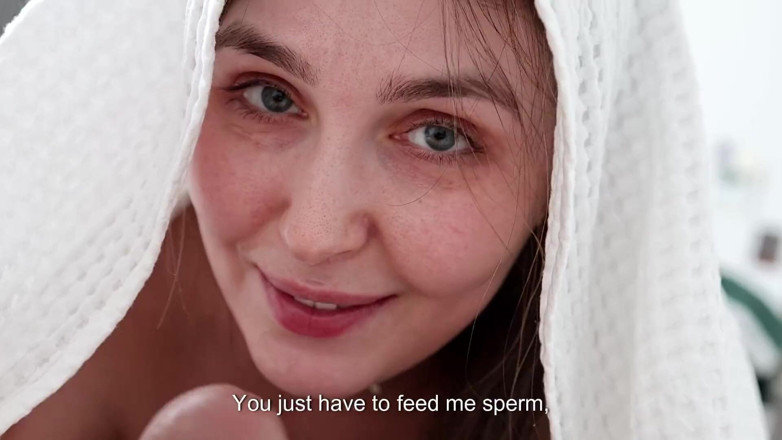 Alina Rai: 継母は甘いフェラチオで義理の息子を目覚めさせました