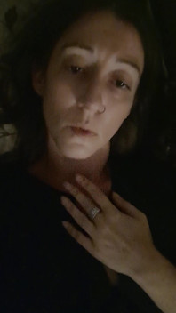 私はコールドプレイのコンサートよりもずっと控えめです