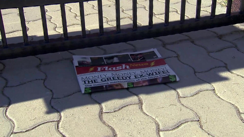 Amateur Pornos XXX: 발정난 백만장자 그의 변유 새아빠 자지를 빨아! 내 얼굴에!