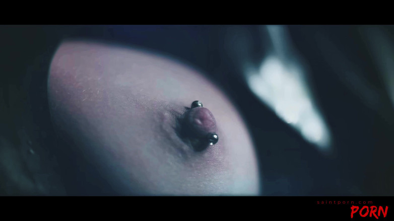 SaintPorn: Megan Coxxe a Holly D zažívají radost gumy