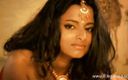 Eleganxia: Krásná indická holka tančí venku