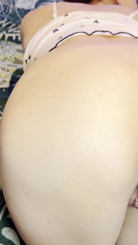 Můj zadek je plný semene