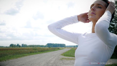 CharmModels: Sofia Z Nat nat nat t-shirt en harde tepels