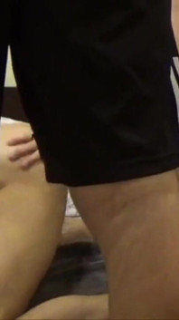Matur E Boy Fucking Bareback in the Bed