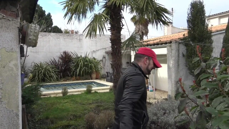 BAD BOYS FUCKERS FROM FRANCE: Baisée par un garçon hétéro très discret