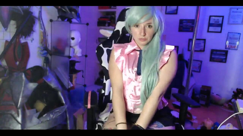 Kndy Kmille: Meine Cosplays haben gerade viel Sperma!