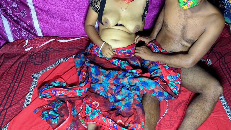 Rani Mondal: Video seks pasangan desi India dengan sangat romantik