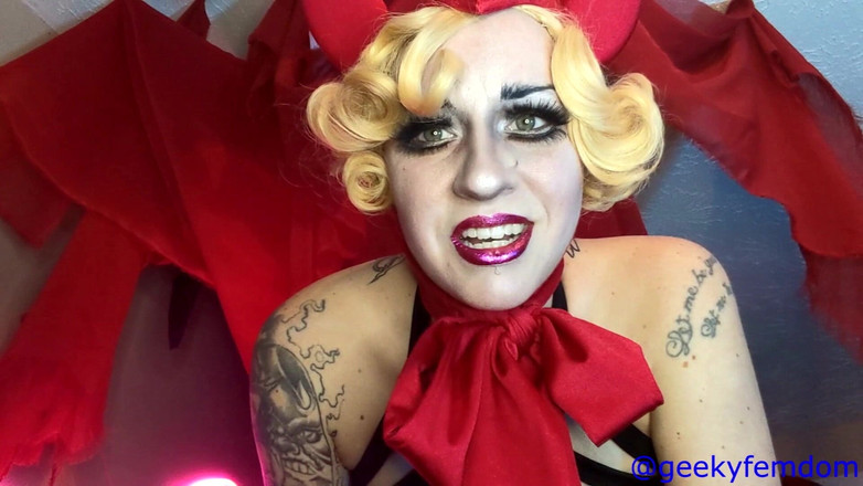 Geeky Femdom: She devil two parter ile anlaşma