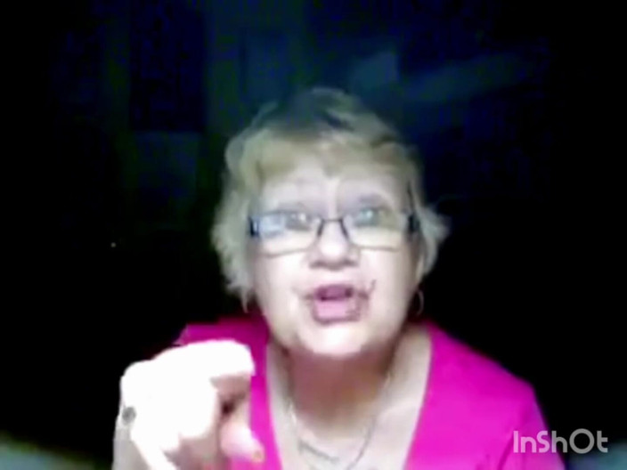 Filipo 11: Nenek masturbasi kaya orgasme dan dalam posisi doggy.